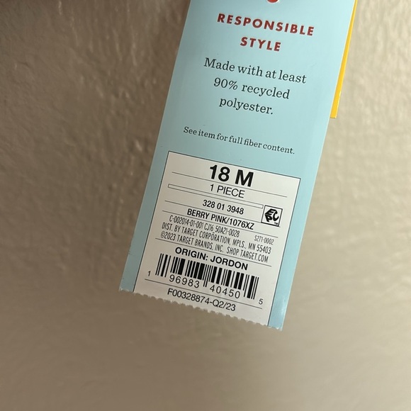 NWT Girls Toddler Cat & Jack Faux Fur Magenta Fully Lined Jacket Size 18M - Picture 4 of 9